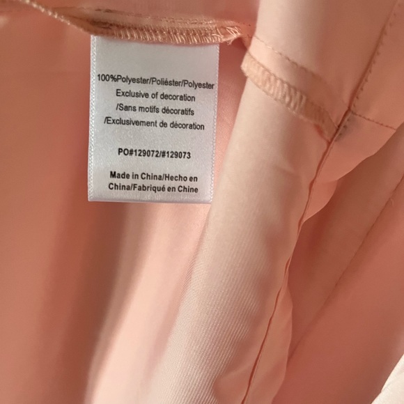 Modcloth x Hello Kitty Silky Robe 1X/2X - Picture 6 of 6